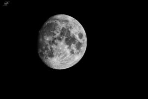 Vierfünftel Mond zunehmend., Fangen wir mal den Mond ein, Danny Koerber, Sehnsucht der Augen, Mond, Himmel, Nacht